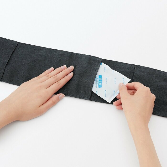 ポケット付きスカーフのポケット部分画像