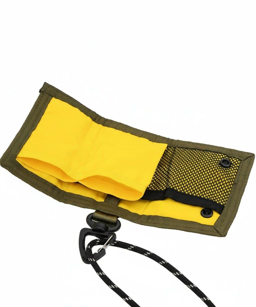 出所：パルグループ公式ファッション通販サイト 3COINS MILウォレットケース