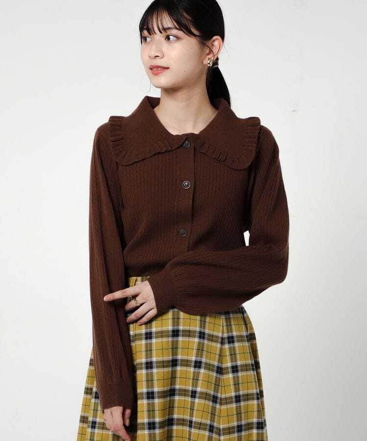 出所：ハニーズ公式通販サイト 衿付カーデ