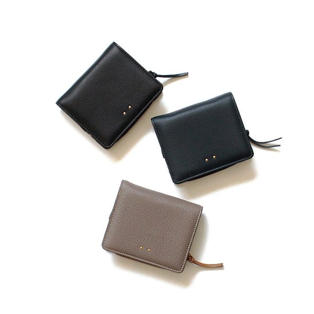 ense - ディアレザー二つ折りウォレット ¥27,000（税込）