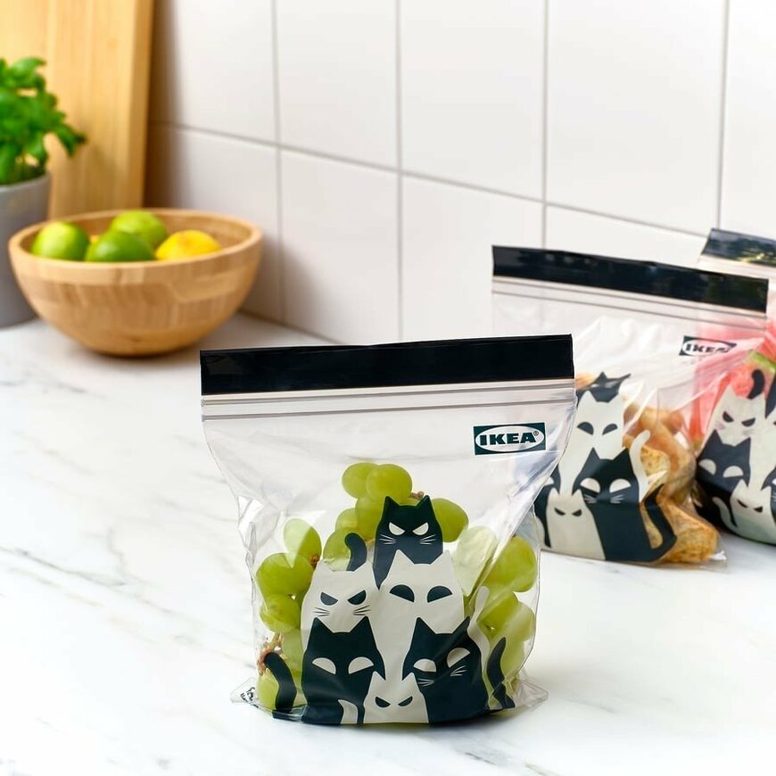 出所：IKEA公式　KUSTFYR クストフィール フリーザーバッグ, ネコ模様