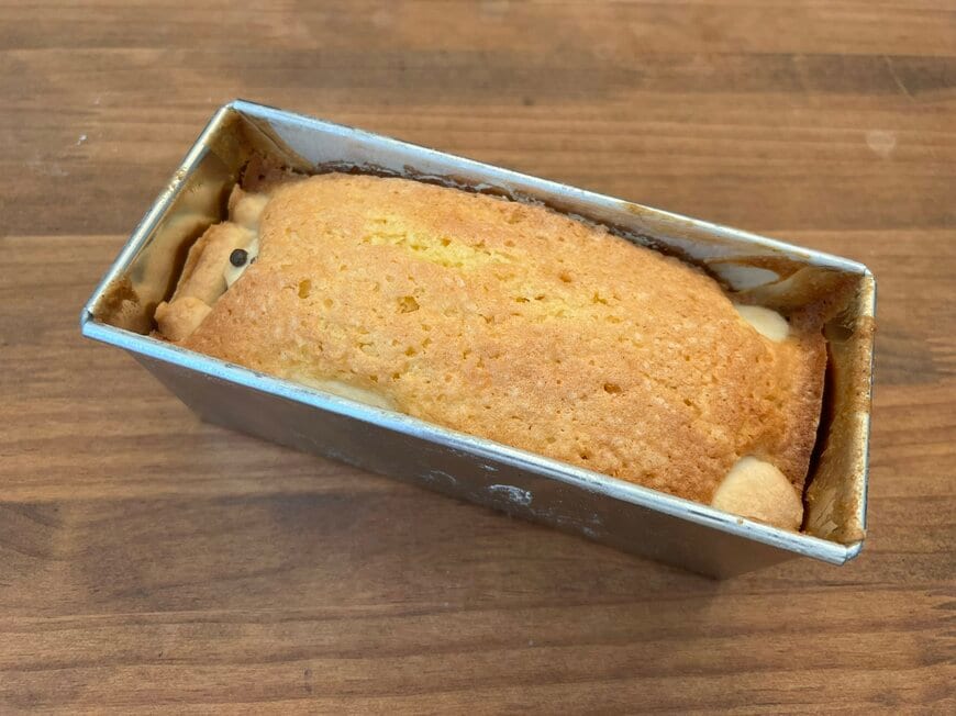 焼き上がったくまのパウンドケーキ