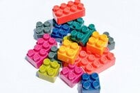 農作業の四季をレゴブロックで表現　ヤンマーのイベント会場での展示が「芸が細かくて好き」「職人がいる」