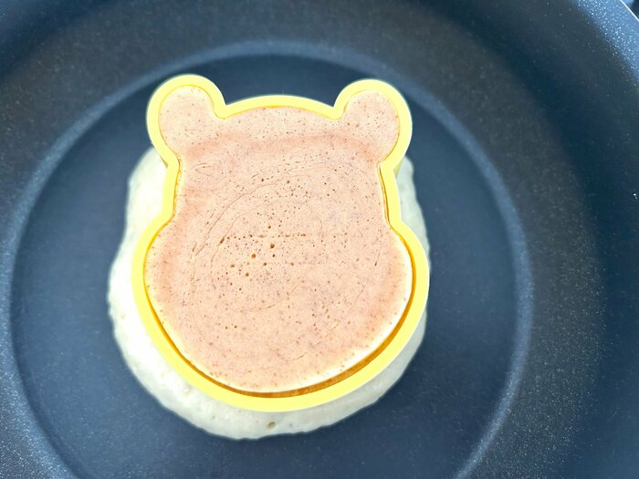 ひっくり返すと生地が溢れてしまいました