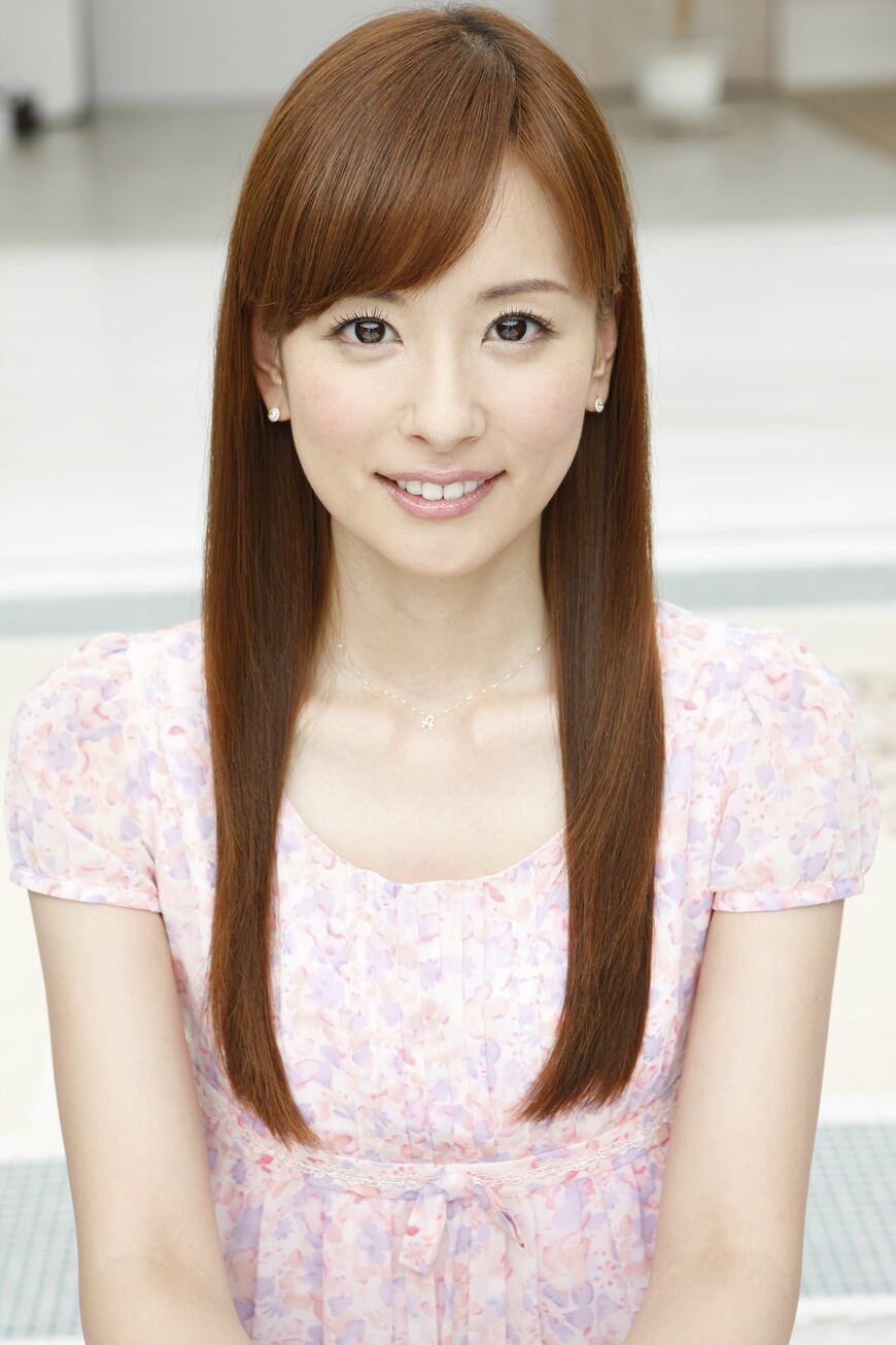 出所：四街道市役所『四街道市ＰＲ大使の皆藤愛子さん四街道警察署「一日警察署長」に就任』