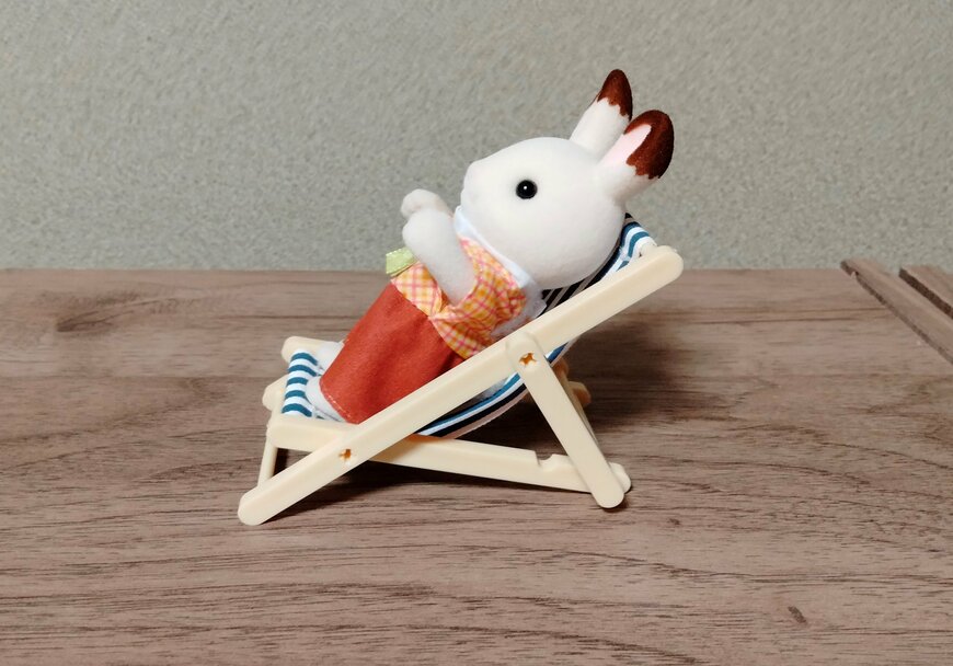 筆者撮影（セリア、ミニチュアビーチチェア）