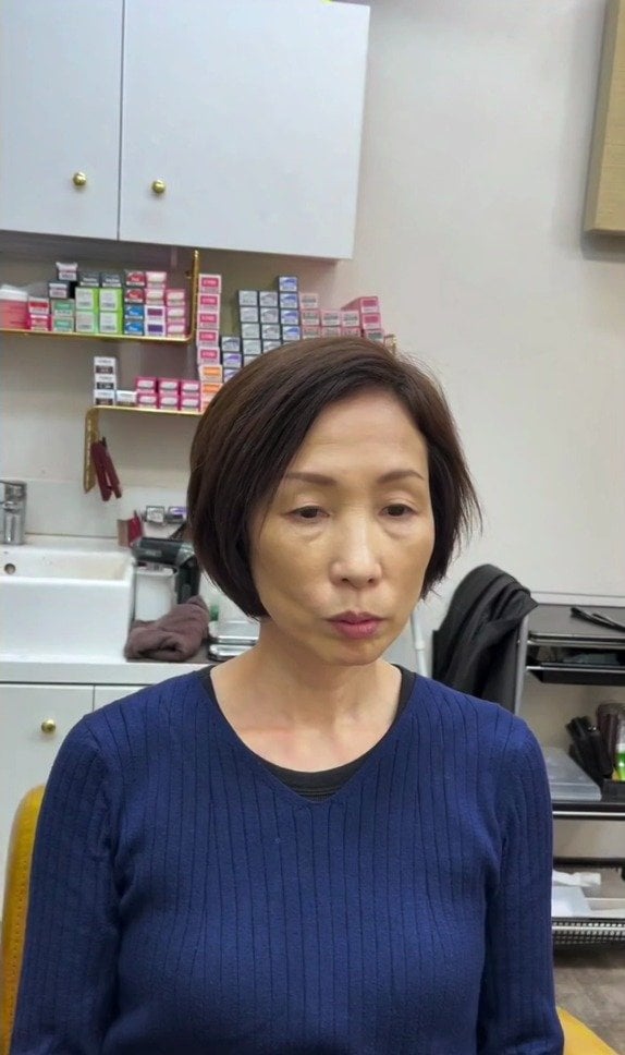 「襟足をギザギザさせたい」と悩んでいた女性が、カットで前髪のあるひし形シルエットのショートボブにスタイルチェンジ