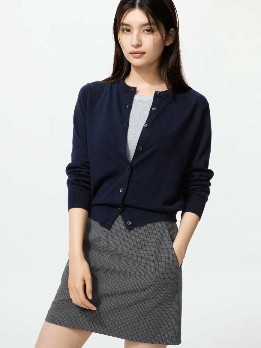 ユニクロ公式 メリノクルーネックカーディガンの画像