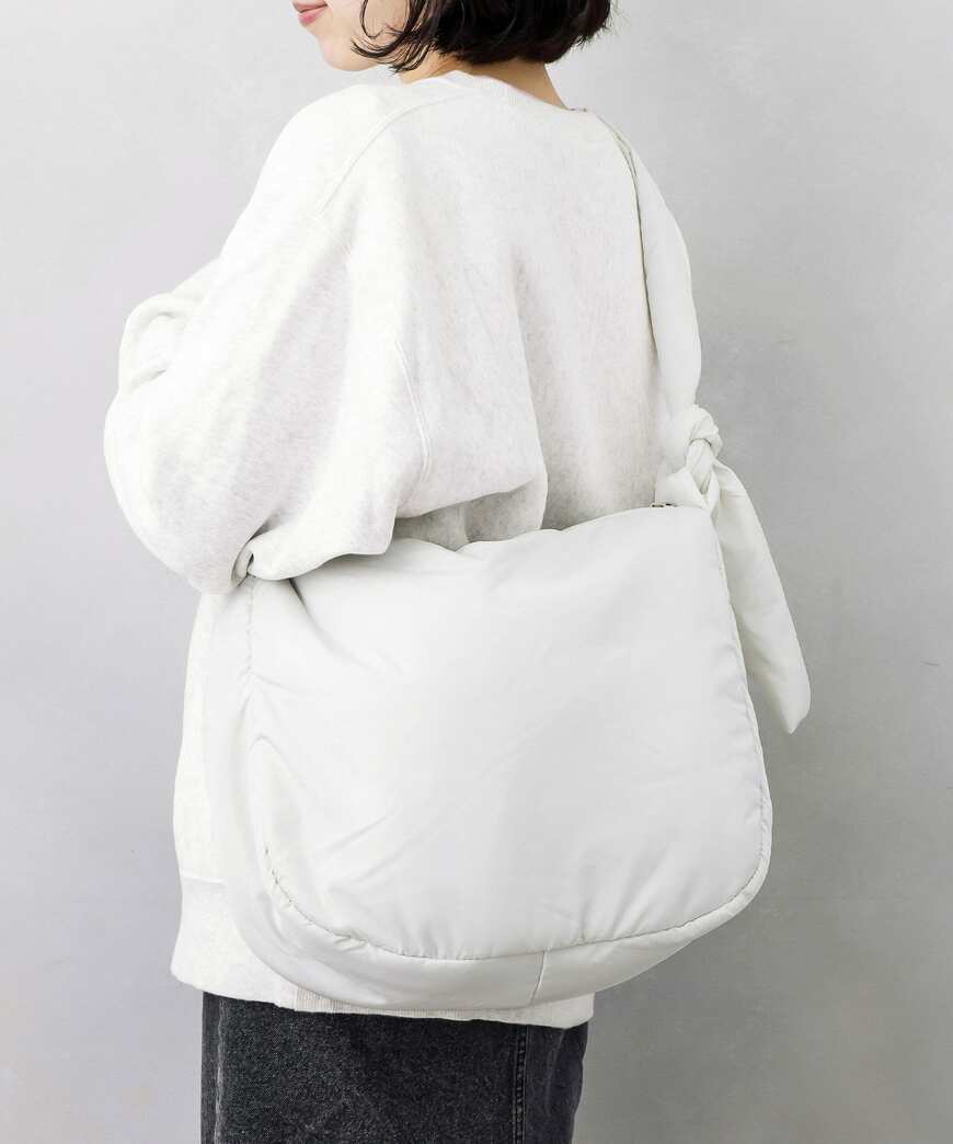 撥水加工パファーショルダーバッグ