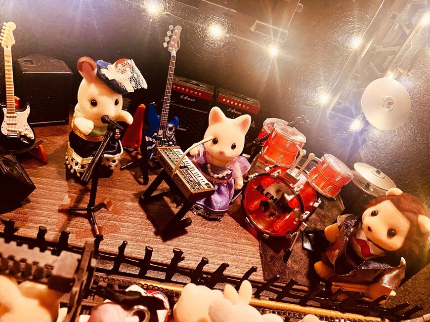 演奏するキャラクター達がかわいい