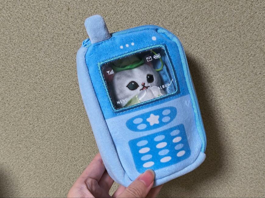 ダイソー、Y2K携帯ポーチ商品画像