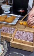 50代主婦が作る【ボリューム満点弁当】ヒレカツがどどん！野菜もたっぷり＆彩りキレイと話題