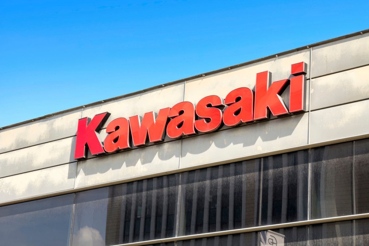 「川崎重工業(7012)と三菱重工業(7011)の株価」年初は横ばい推移も好業績を背景に上昇か 重工大手2社の株価と配当金とは LIMO