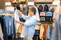 【働くシニアが増える今】在職老齢年金の仕組みとは？FPが解説