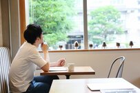 【老齢年金】平均月額は？「厚生年金・国民年金」1歳刻みで見る