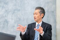 50歳代～60歳代の貯蓄・年収事情。公務員にも2023年から導入された「役職定年制度」とは