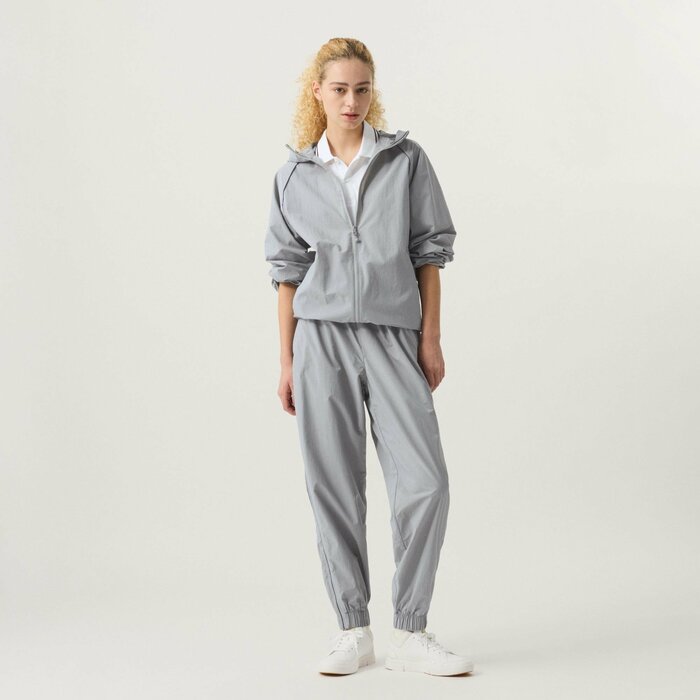 ユニクロ公式　ナイロンジョガーパンツ　