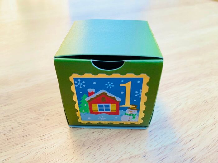 日付シールを貼ってみました