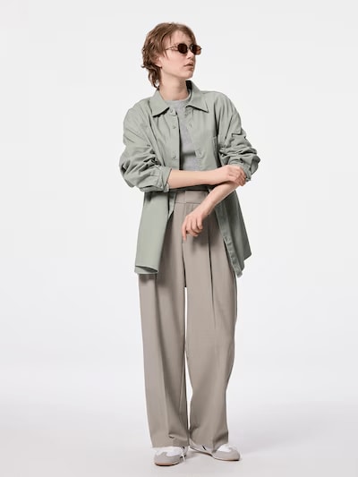 仕事着にお金をかけたくない人も満足の2990円