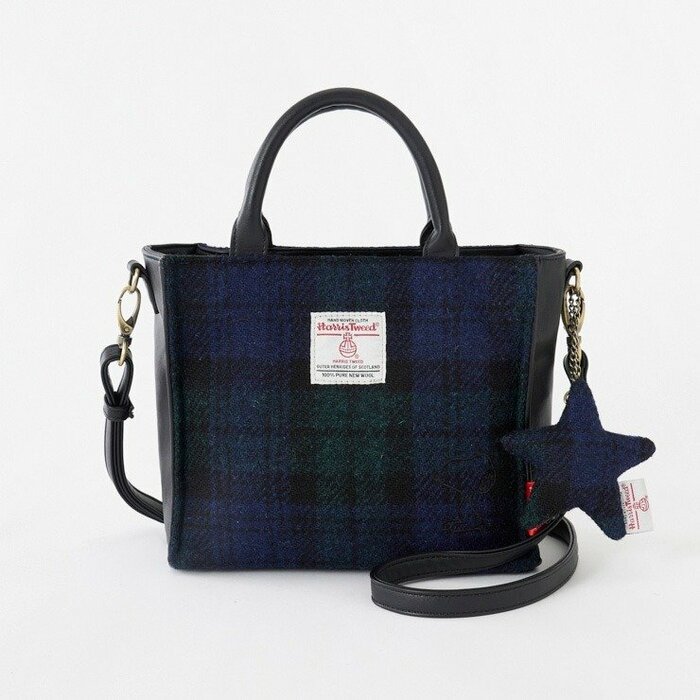 よりコンパクトな「ショルダーバッグ」