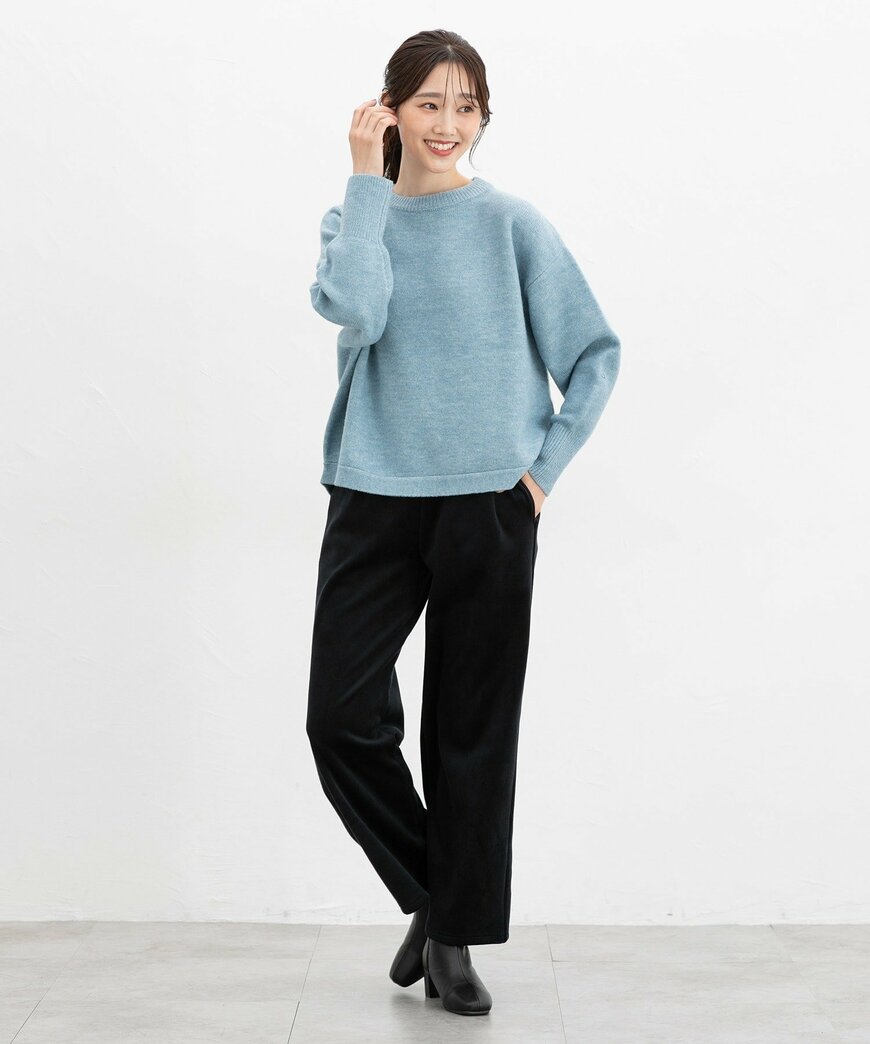 出所：ハニーズ公式　あったかストレートパンツ