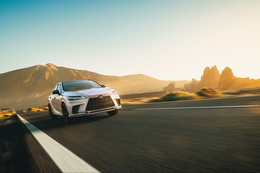 出所：トヨタ自動車株式会社　公式企業サイト　「LEXUS、新型「RX」を発売」