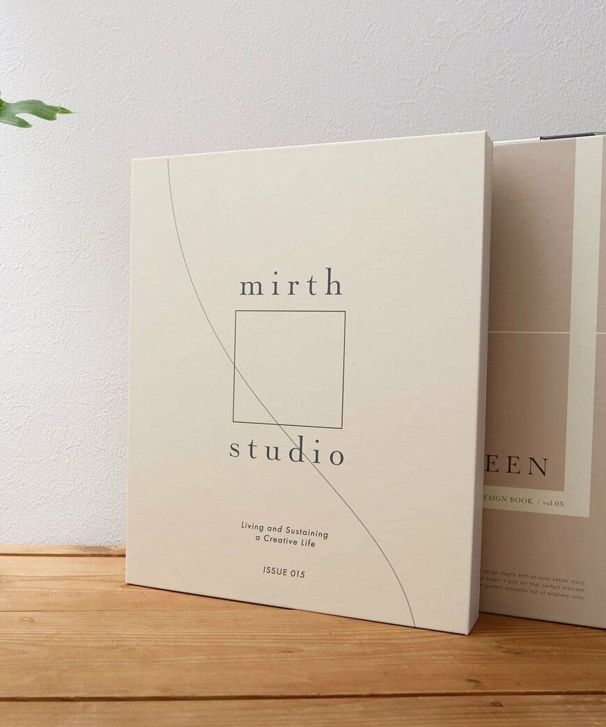 出所：パルグループ公式ファッション通販サイト 3COINS 【Mart】BOOK型プリント収納