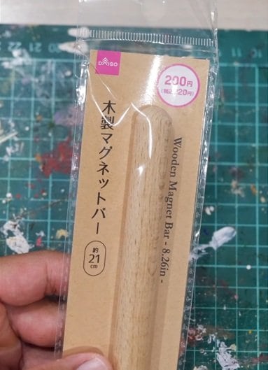 【100均DIY】ダイソーの木製マグネットバーで作る「ポッキー型マグネット」が思わず二度見してしまうリアルさ！おしゃれ＆可愛い空間に大変身