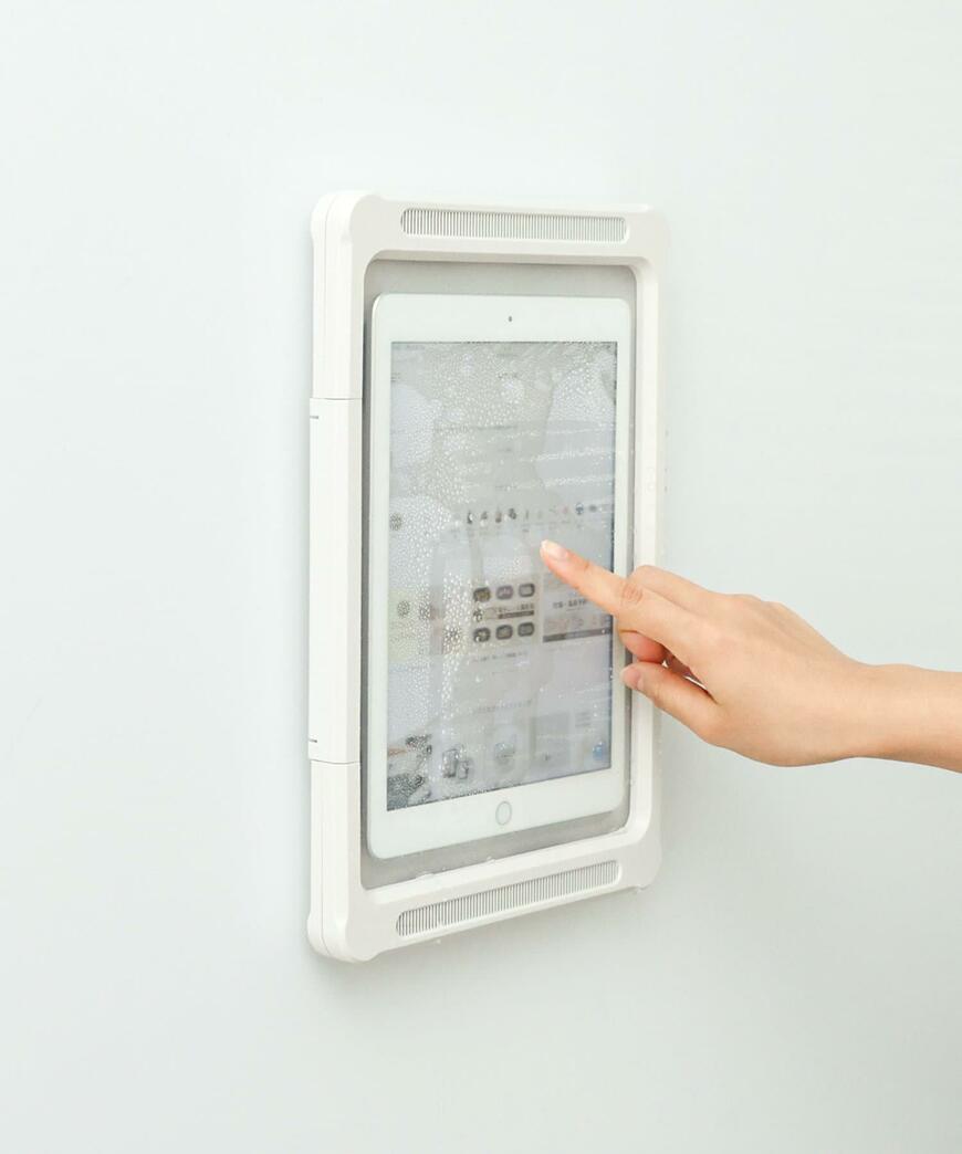 3COINS、防滴タブレットケース