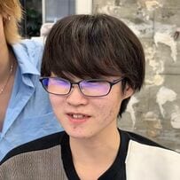 【大変身】前髪の長さに悩む男性が似合わせカットで大胆イメチェン！「とても素敵」と話題