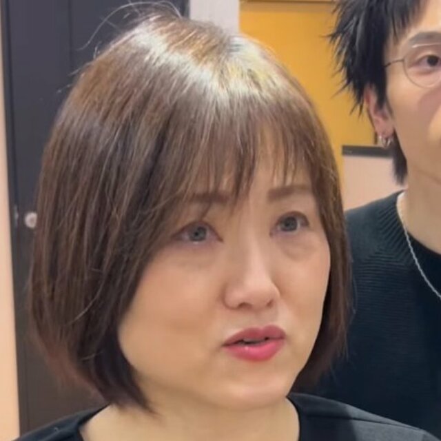 丸みのあるショートを希望する女性がスタイルチェンジ！「めっちゃお洒落」と笑顔こぼれる