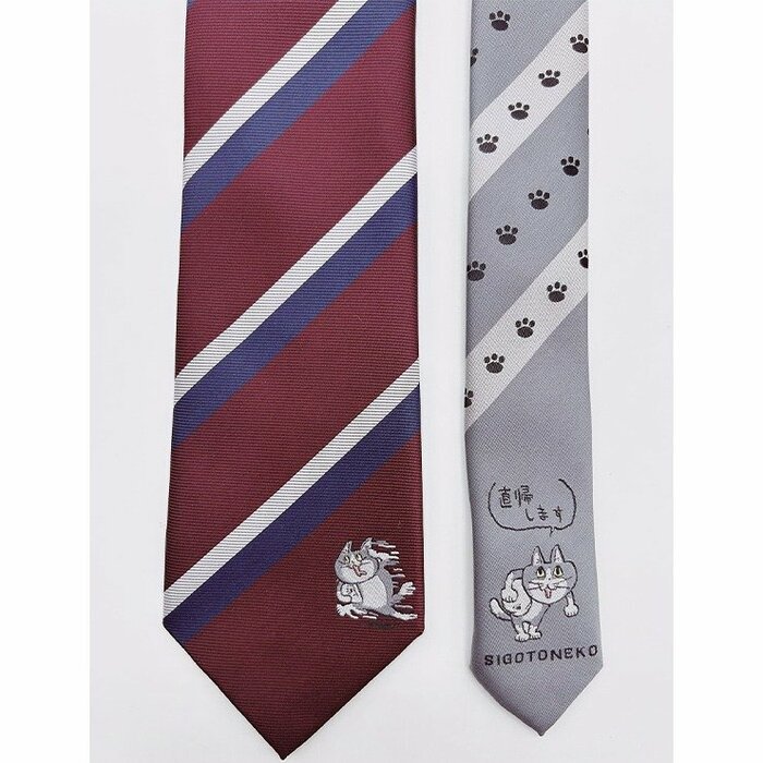 ワインレッドカラーに躍動感あふれる仕事猫がデザイン