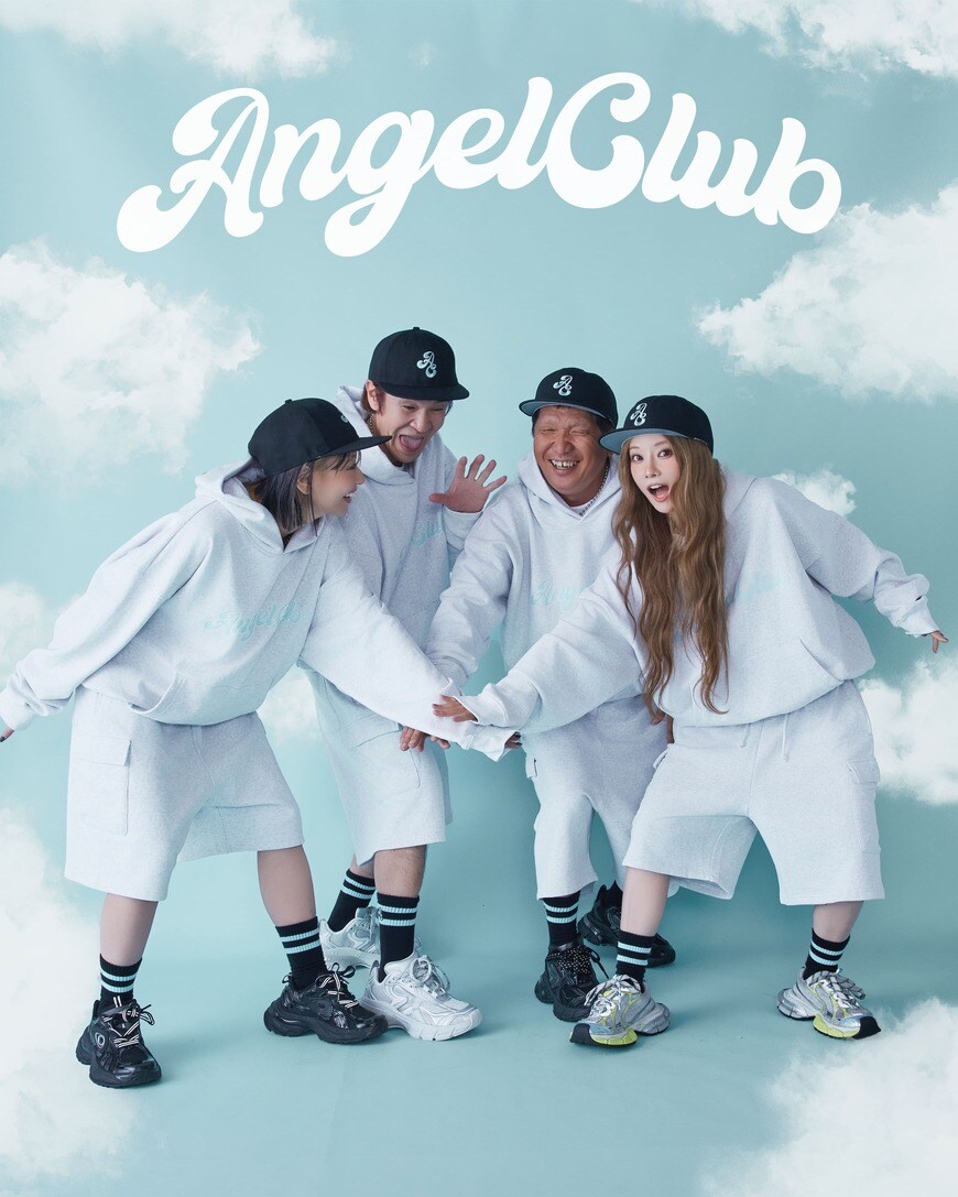 出所：株式会社PlusEightyOne「重盛さと美によるLAST写真集”ANGEL”の発売を記念したアパレルコレクションを発売」