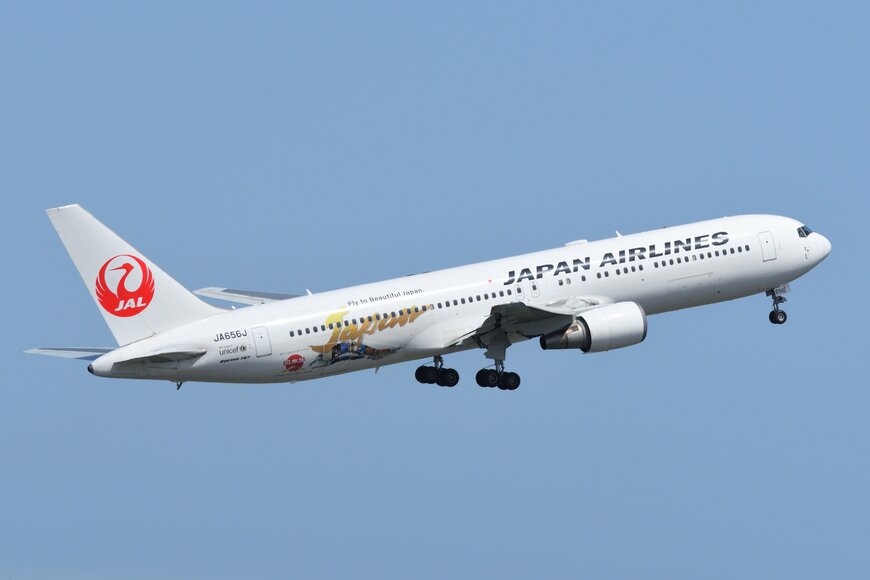 日本航空の給料はいくらか。平均年齢・勤続年数も【2023年更新版】 