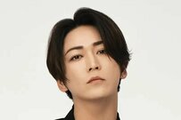 亀梨和也がドラマ撮影の合間に果実スムージーを手作りする裏側を公開。飲もうとした直後にスタッフから呼ばれる展開に笑ってしまう