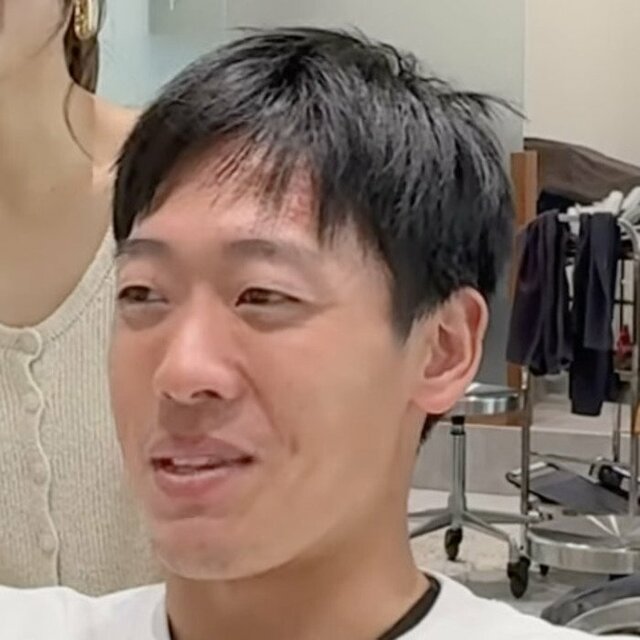 「今後職場でパーマが禁止に…」最後にパーマをかけたい黒髪男性→スッキリとした強めパーマスタイルに「めっちゃいい！」の声