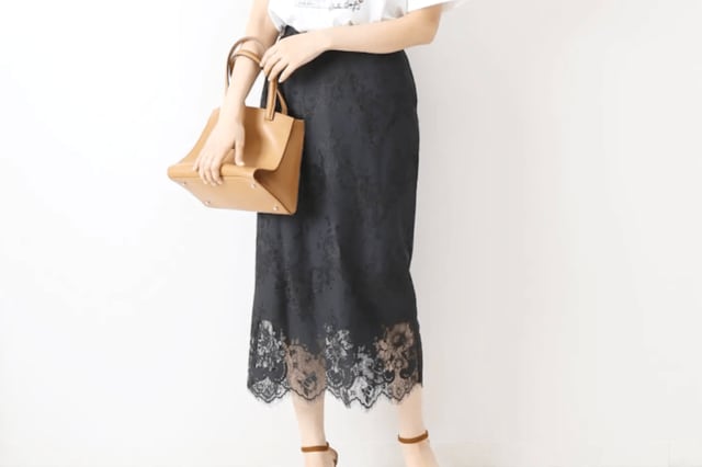 完売必至！ 女っぽさ高まる大人気レーススカートが待望の再入荷