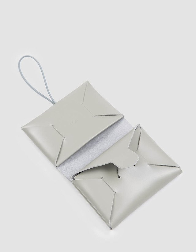 I ro se - Seamless Mini Wallet in Grey ¥12,960（税込）