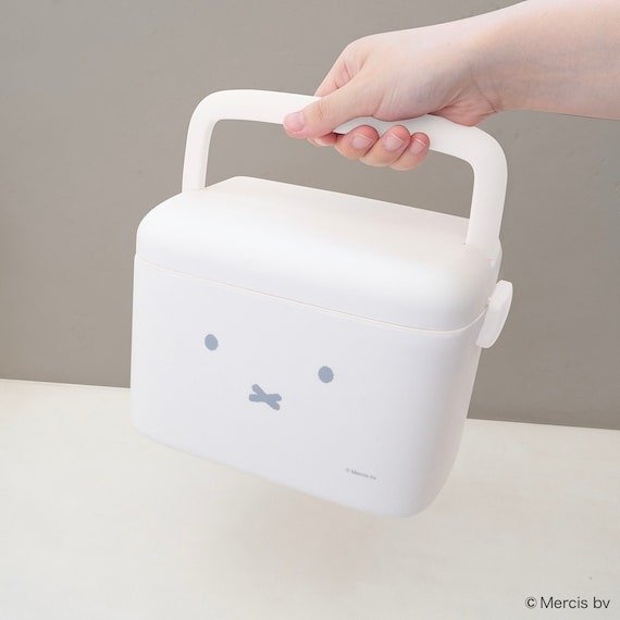 出所：ニトリ公式　miffy 中仕切り付き収納ケース