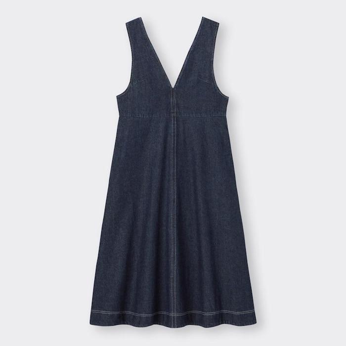 出所：GU公式 デニムジャンパードレス