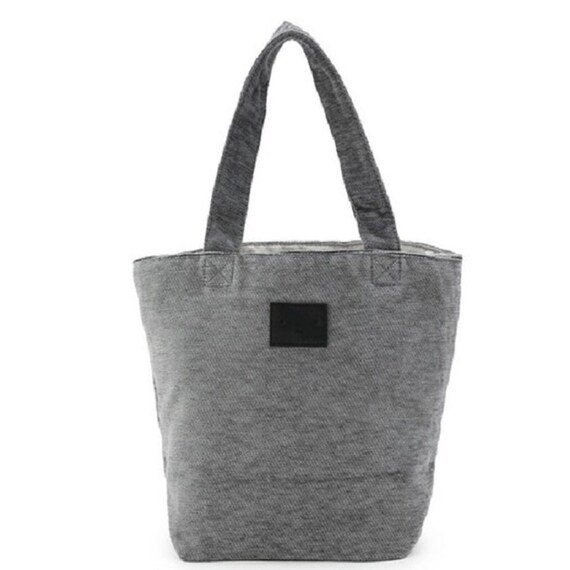 出所：ニトリ公式通販ニトリネット miffy　ミッフィー　モノハミングミニバッグ