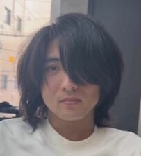 「1年以上髪を切ってない」男性が“2年交際した恋人との同棲”を機に劇的イメチェン！「人ってこんなに変わるんだ」