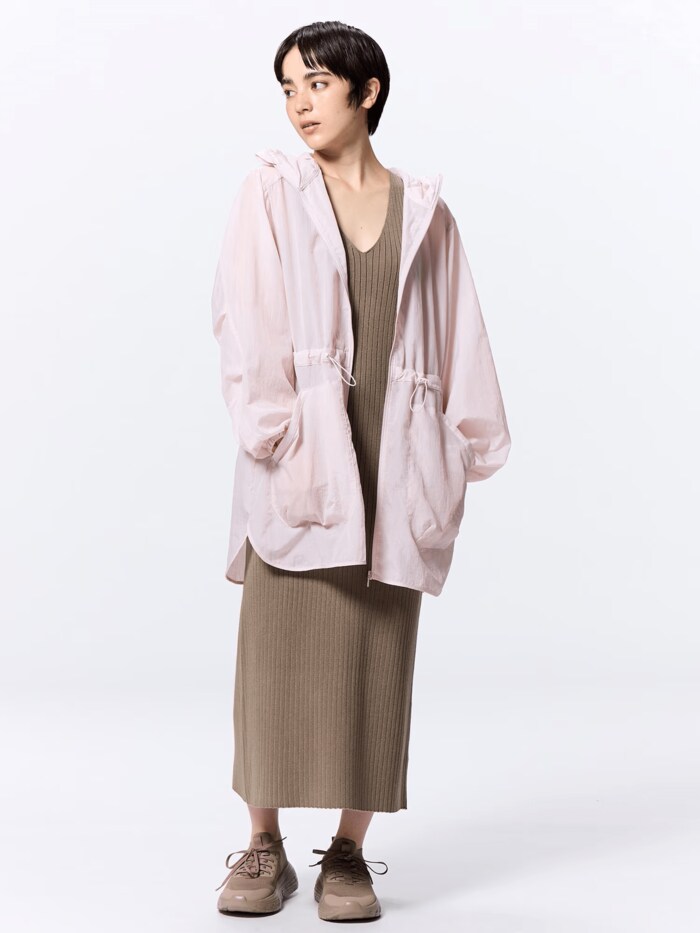 UVカット機能＆撥水加工つきでアウトドアでも大活躍！