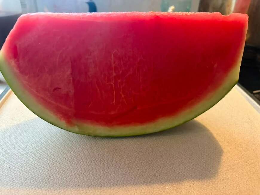 まるで「真っ赤な宝石箱」