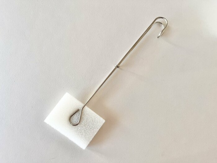 スポンジが汚れたら新しいものに変えればいいので、トング自体は長持ち