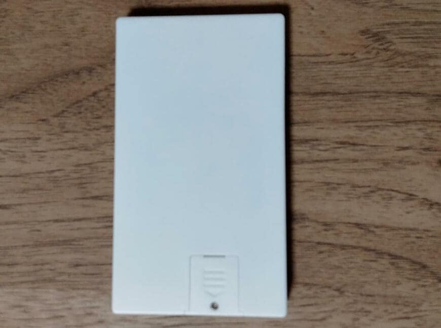 筆者撮影（セリア、プリント電卓 ウィリアム・モリス柄）