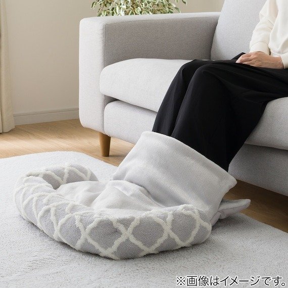 出所：ニトリ公式　足ぽかペットベッド 四角型