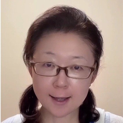 56歳が「松田聖子さん風モノマネメイク」に挑戦したら…素顔からショートカットのウィッグで変身する動画が【約28万9000回再生】