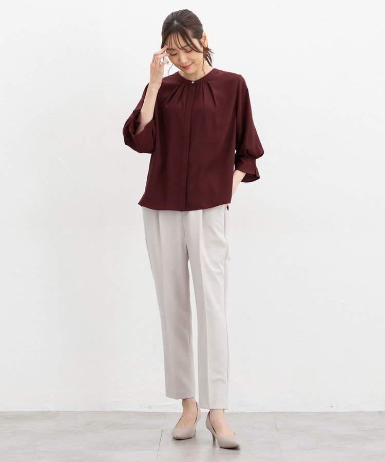 出所：ハニーズ公式　７分袖バンドカラーブラウス