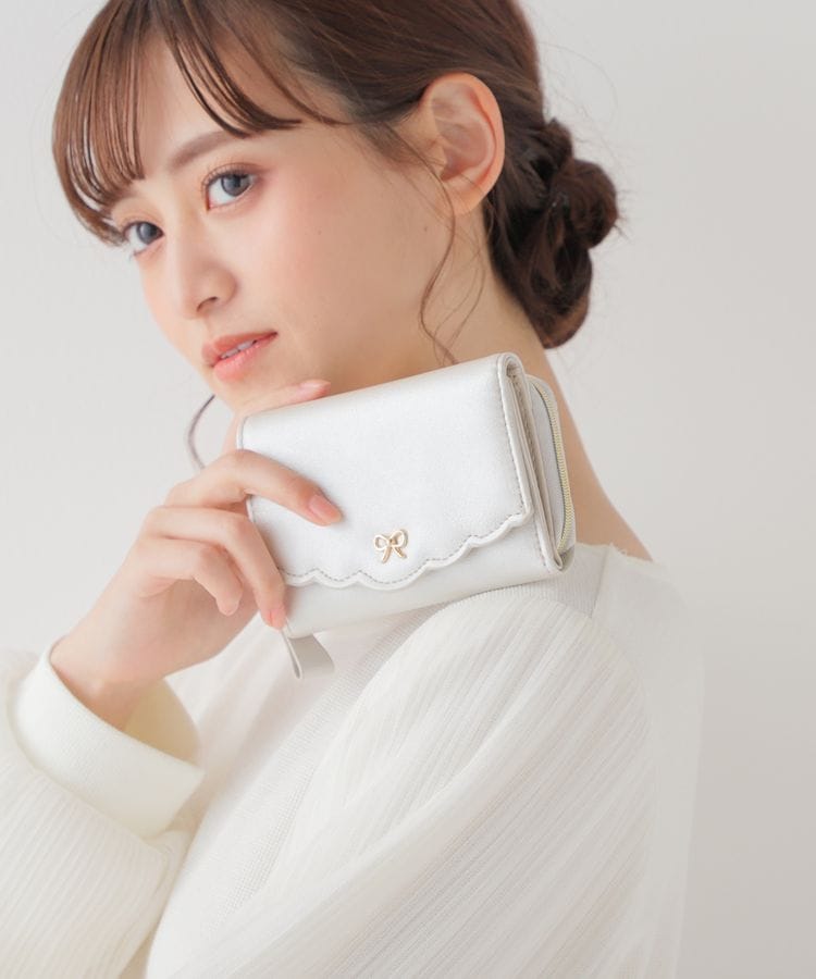 出所：ハニーズ公式通販 スカラップウォレット